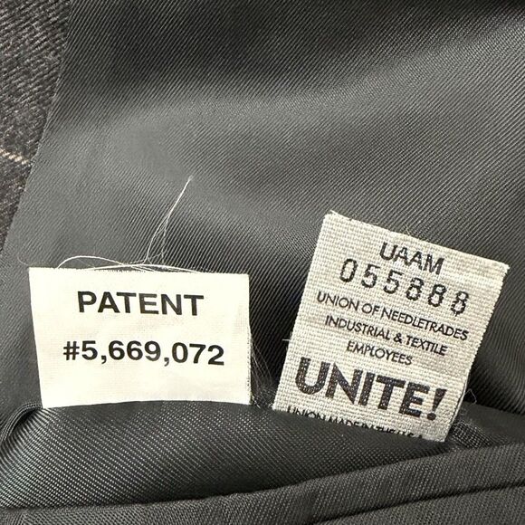 Burberry London Blazer Mens 46R Gray Plaid Windowpane Wool Sport Coat Jacket - Picture 4 of 14